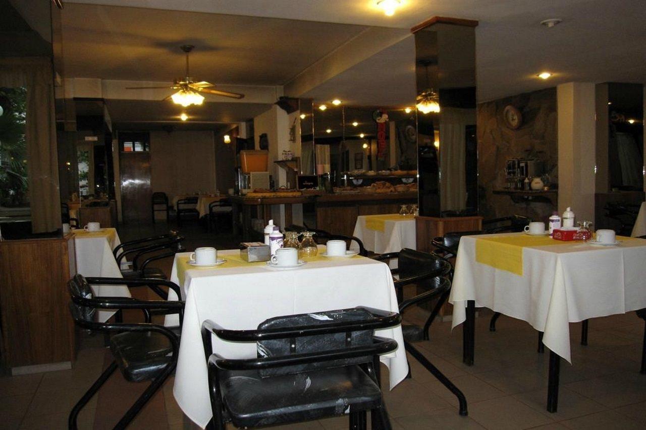 מנדוזה Hotel Princess מראה חיצוני תמונה