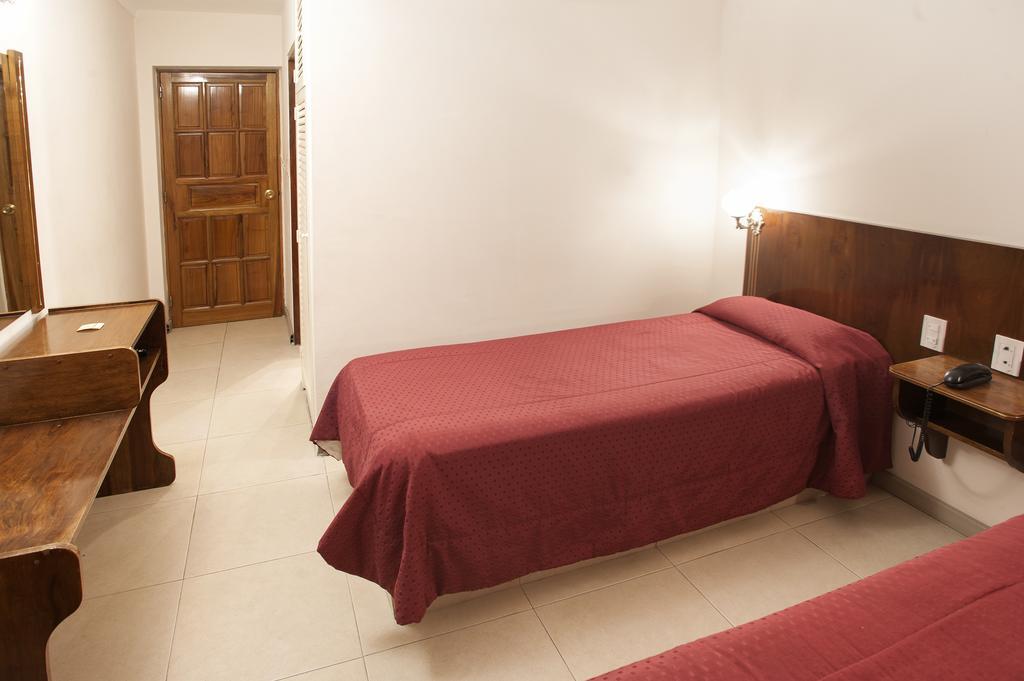 מנדוזה Hotel Princess מראה חיצוני תמונה